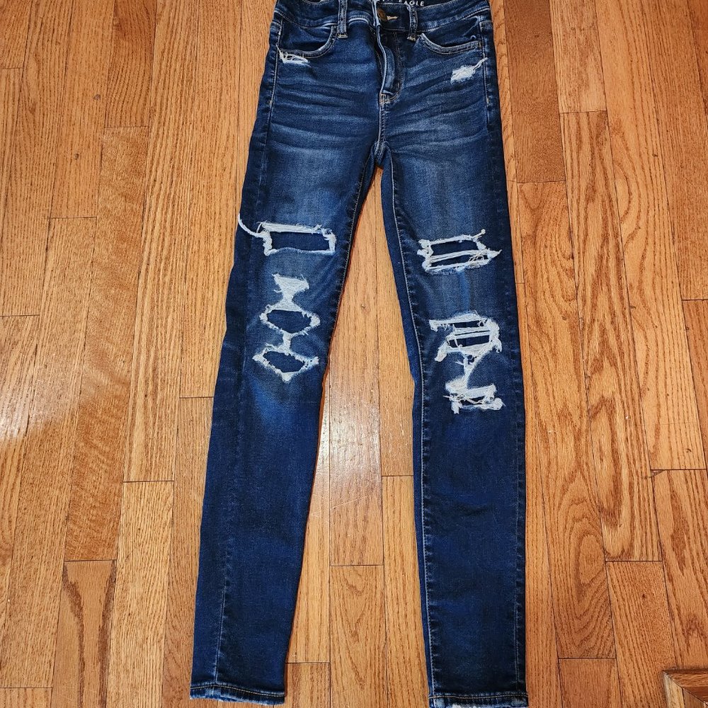AMERICAN EAGLE OUTFITTERS Distressed Ripped Denim Jeans Size 00 Reg